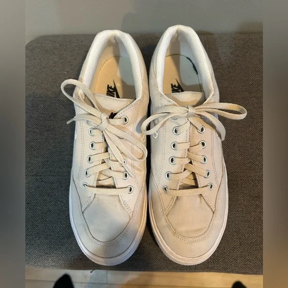 Nike Women’s Retro GTS 97 - Light Bone Sneakers - Picture 3 of 7